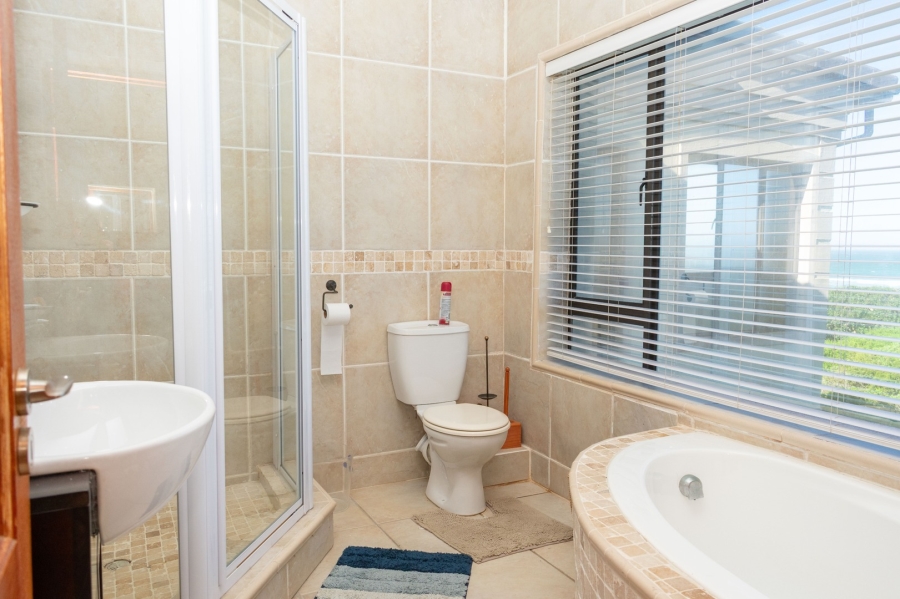 7 Bedroom Property for Sale in Ferreira Town Eastern Cape